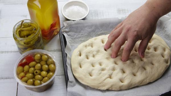 Ramón Garriga, panadero artesanal: "La focaccia romana más suave y esponjosa, ideal para disfrutar recién salida del horno" - El secreto de una buena focaccia está en el prefermento italiano (biga)