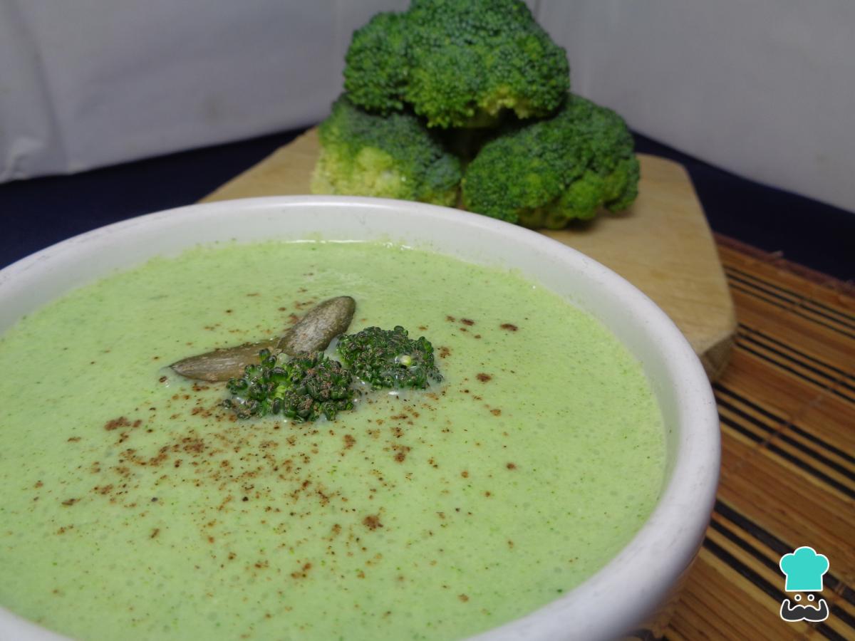 Receta de Crema de brócoli vegana