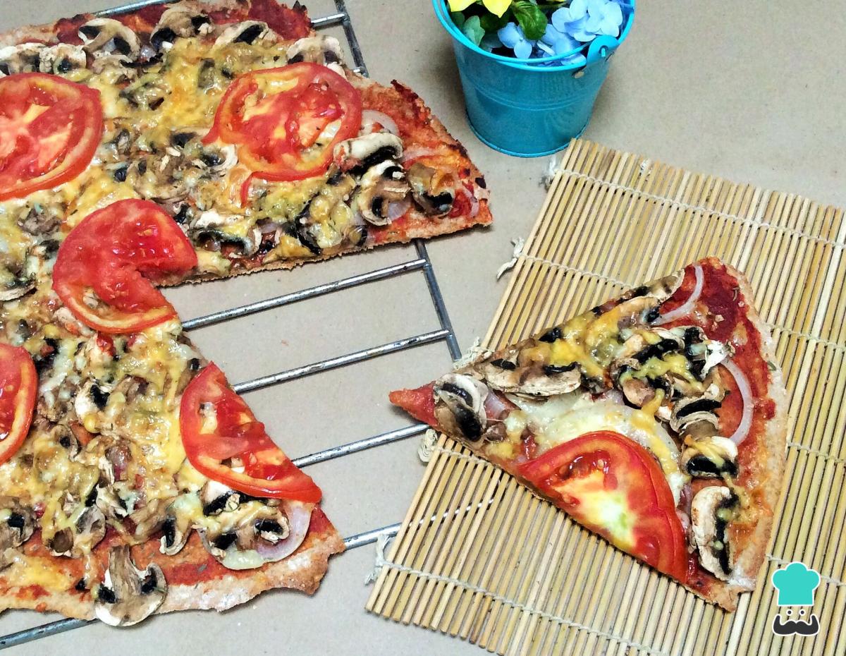 Receta de Pizza vegetariana con champiñones