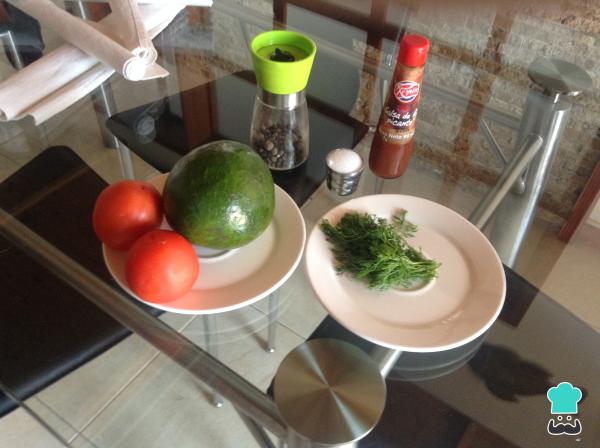 Receta de Guacamole con tomate - Paso 1