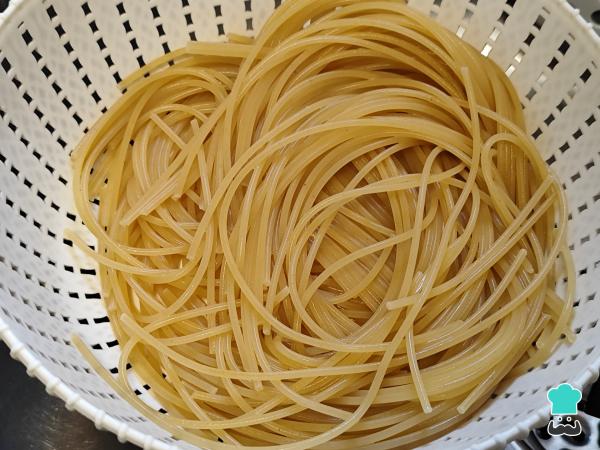 Receta de Espagueti verde con camarones - Paso 1