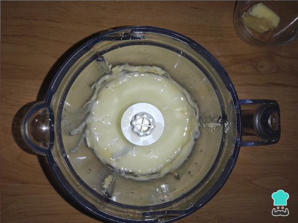 Receta de Carlota de limón con plátano - Paso 3