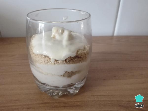Receta de Carlota de limón con plátano - Paso 5