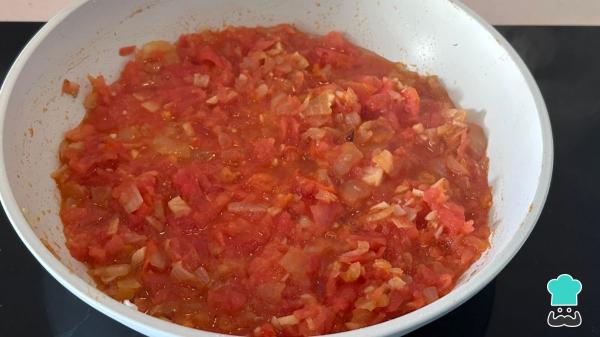 Receta de Potaje de garbanzos a la antigua: así se hacía antes y por eso sabe mejor - Paso 5