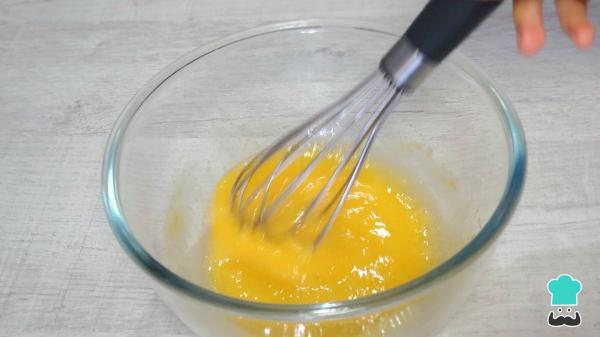 Receta de Rosquillas de limón de la abuela: el truco para que no se rompan al freírlas y queden esponjosas - Paso 1