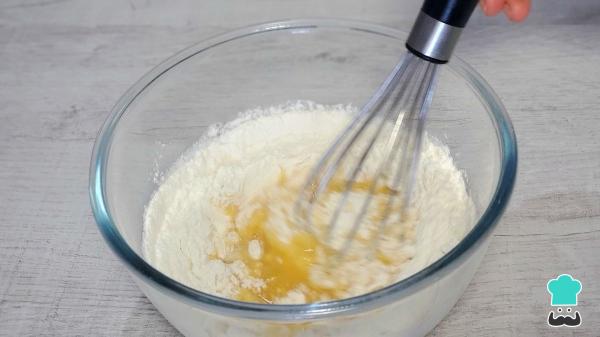 Receta de Rosquillas de limón de la abuela: el truco para que no se rompan al freírlas y queden esponjosas - Paso 3