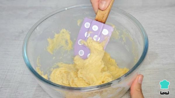 Receta de Rosquillas de limón de la abuela: el truco para que no se rompan al freírlas y queden esponjosas - Paso 4