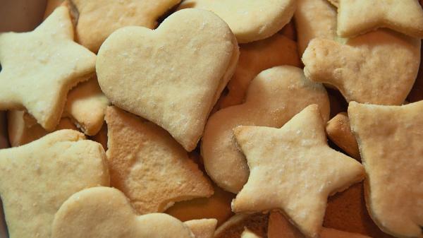 Lamine Yamal bromea sobre las galletas que prepara su madre con su hermano Keyne: “Yo nunca he hecho galletas, ya sé quién es el favorito” - Unas galletas hechas con ingredientes básicos que han conquistado las redes