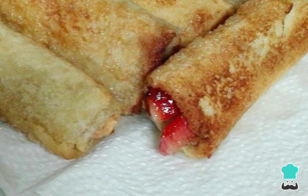 Receta de Rollitos de Nutella y fresas