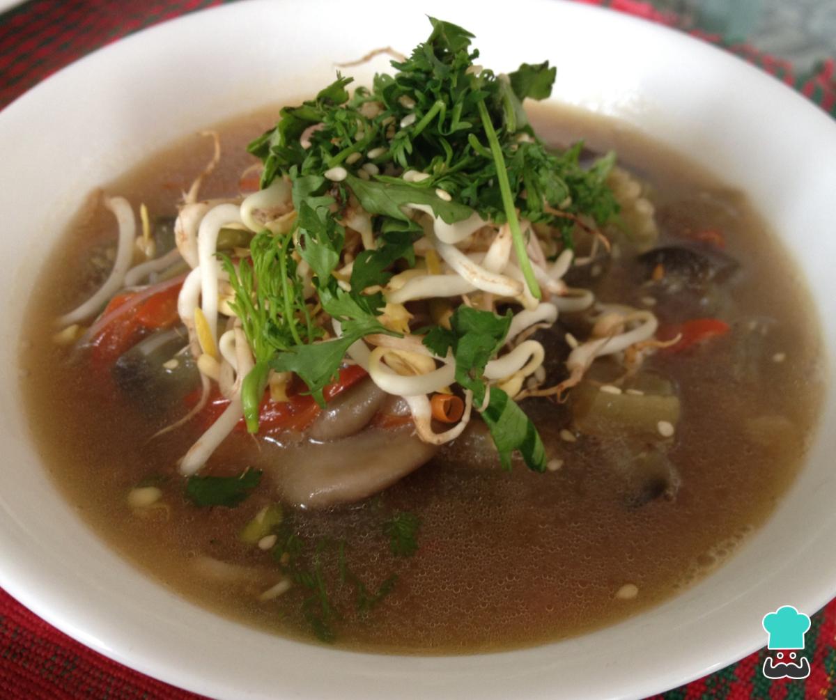 Receta de Sopa de pescado estilo oriental