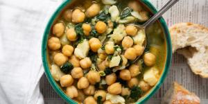 Un guiso de garbanzos adelgaza lo mismo que 16 horas sin comer, según el mayor estudio científico sobre dietas