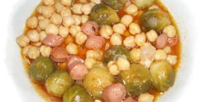 Receta de Garbanzos con coles de bruselas