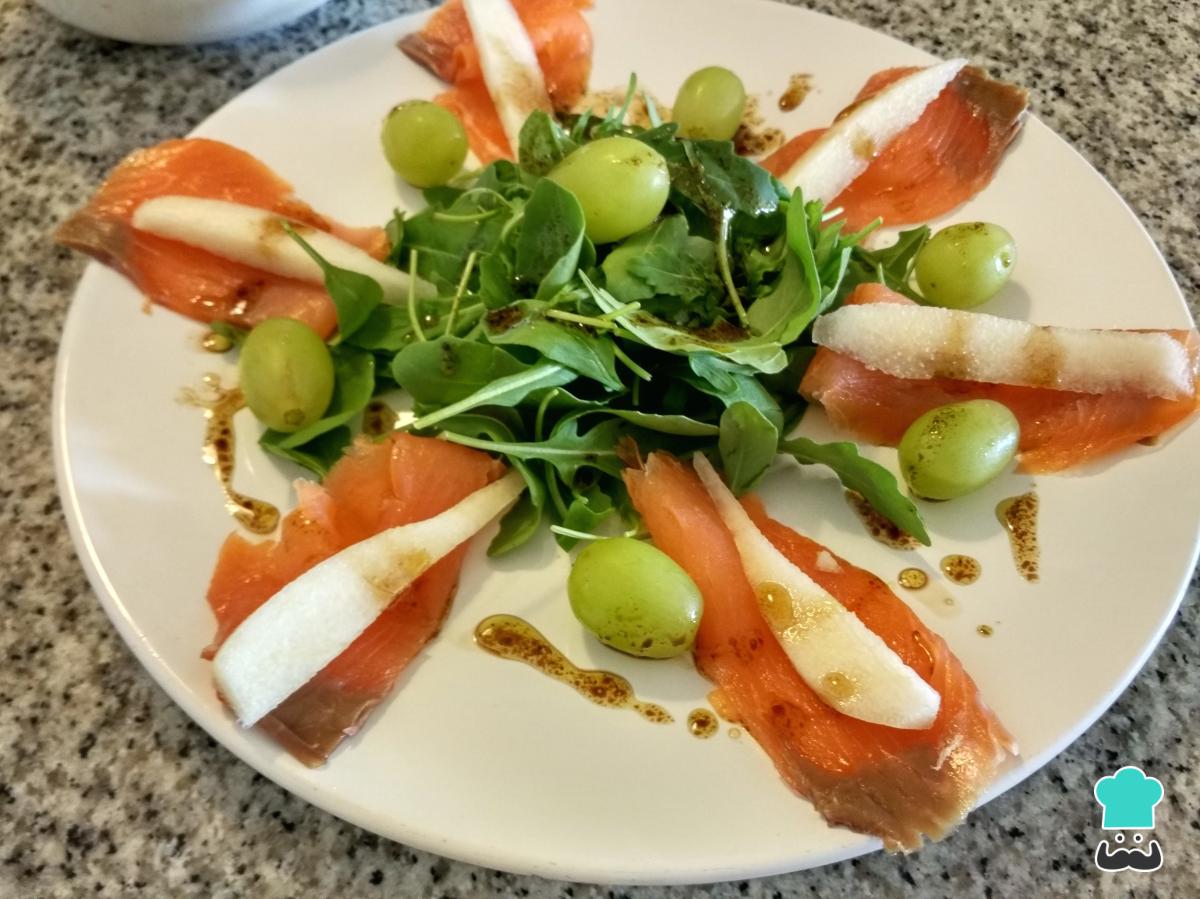 Receta de Ensalada de rúcula y salmón ahumado