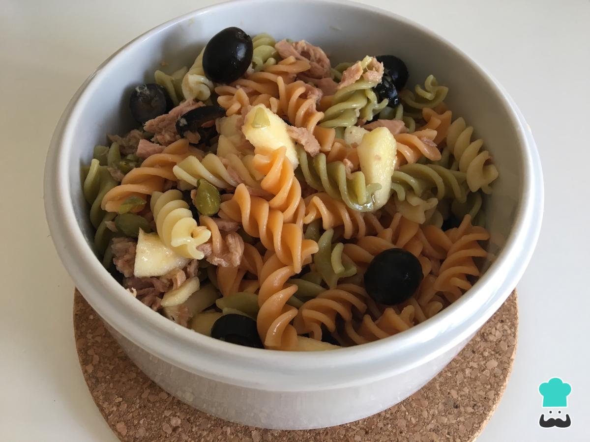 Receta de Ensalada de pasta con atún y manzana