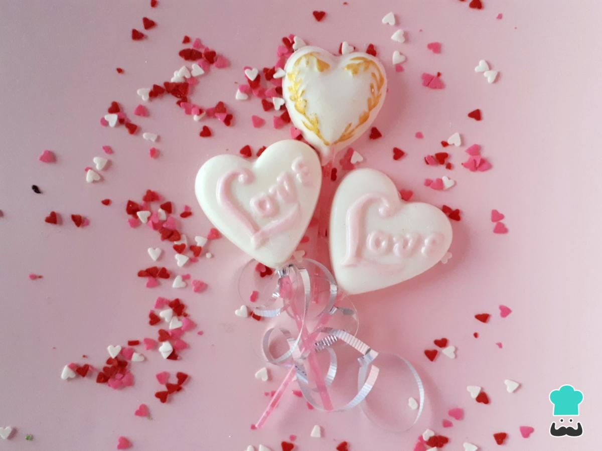 Receta de Paletas de chocolate en forma de corazón