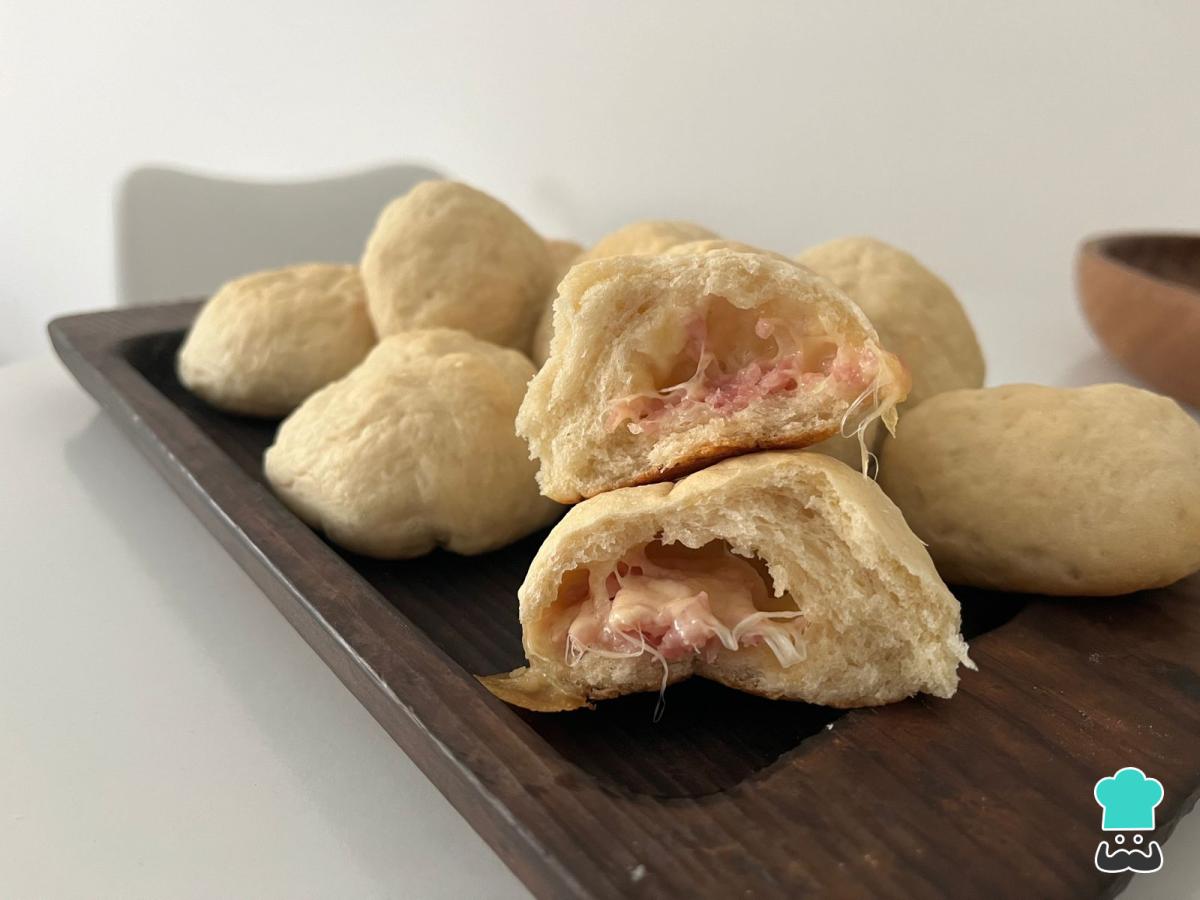 Receta de Pan relleno de jamón y queso