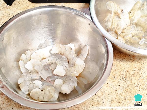 Receta de Tacos de camarones empanizados - Paso 1