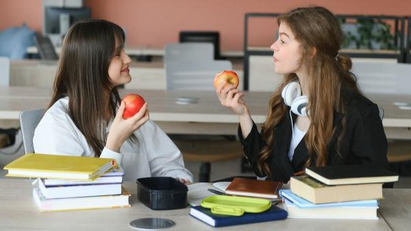 Sin azúcar no hay memoria: el cerebro lo necesita para guardar recuerdos, según una nueva investigación - La razón por la que necesitas azúcar tras aprender algo nuevo: tu memoria lo exige