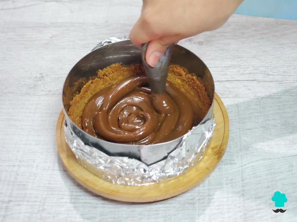 Receta de Tarta banoffee original: rápida, fácil y con una combinación irresistible - Paso 5