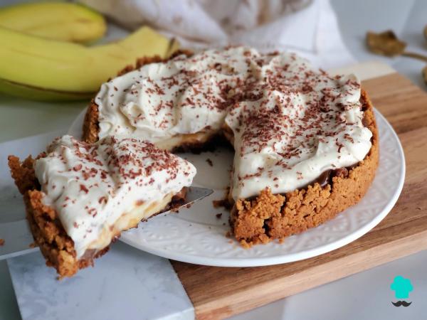 Receta de Tarta banoffee original: rápida, fácil y con una combinación irresistible - Paso 10