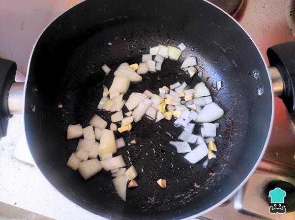 Receta de Pantrucas con huesos carnudos - Paso 3