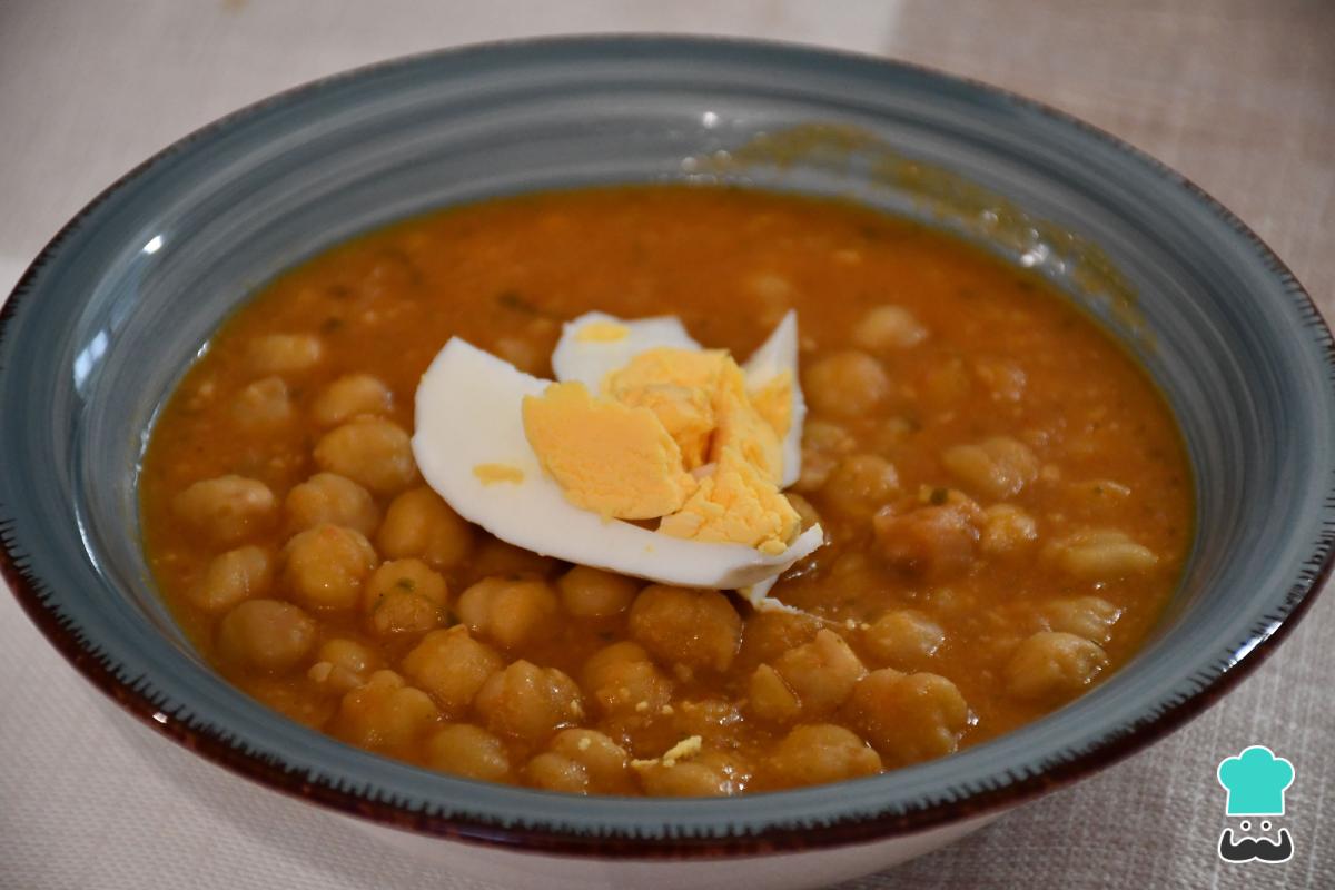Receta de Garbanzos a la catalana