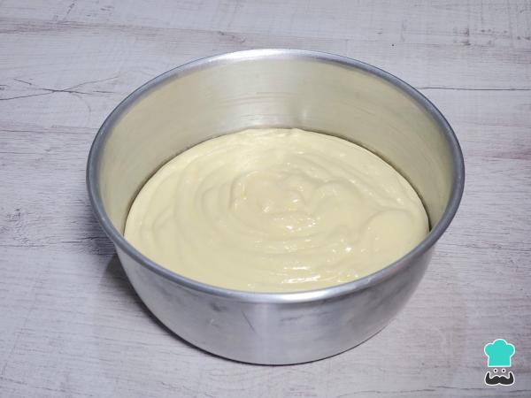 Receta de Tarta de yogur griego 4 ingredientes preparación 1 minuto - Paso 5