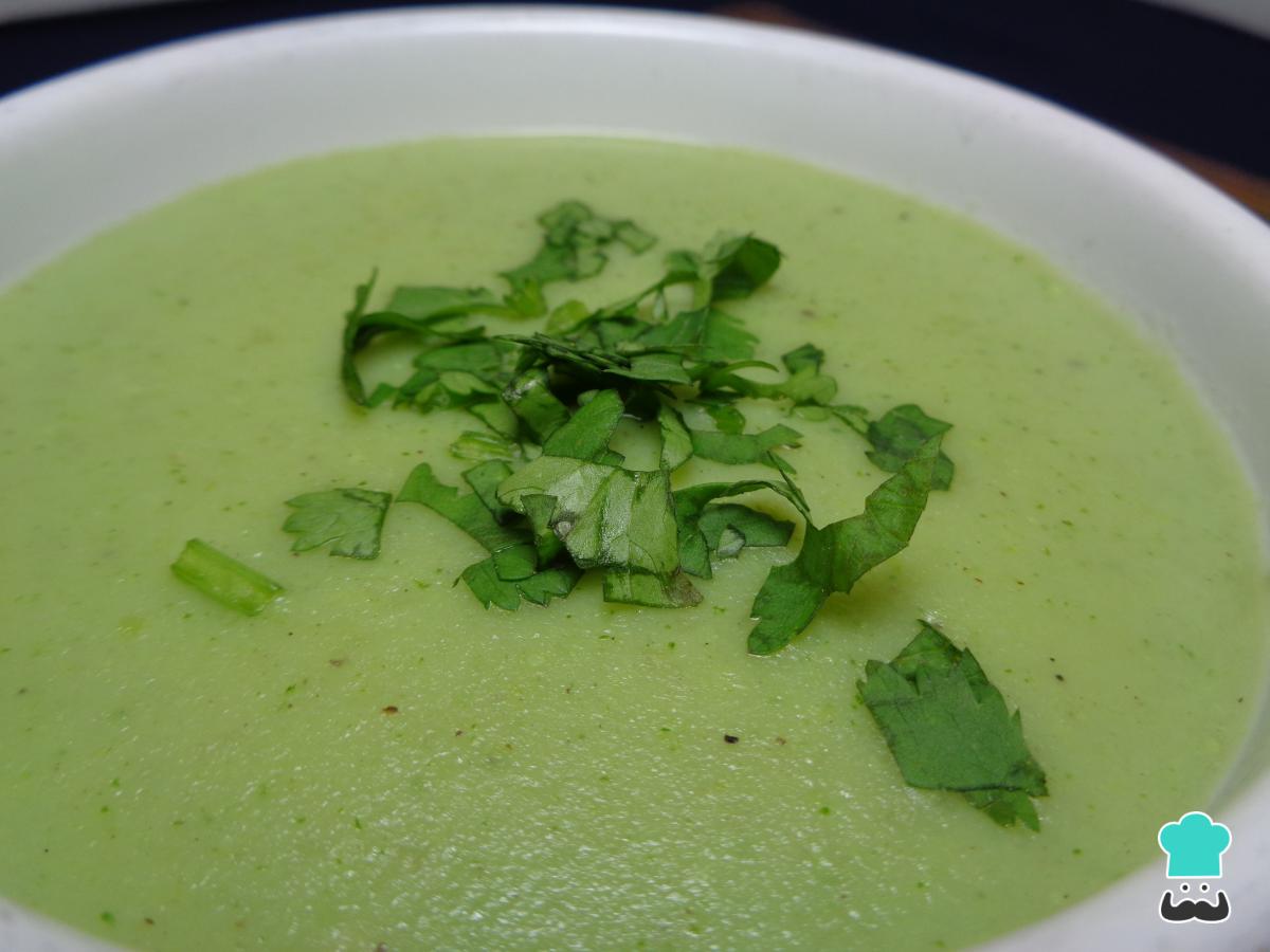 Receta de Crema de chayote y cilantro