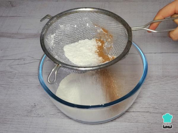 Receta de Bizcocho de zanahoria y canela jugoso - Paso 3