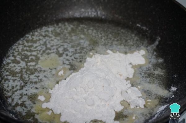 Receta de Croquetas de jamón ibérico - Paso 2
