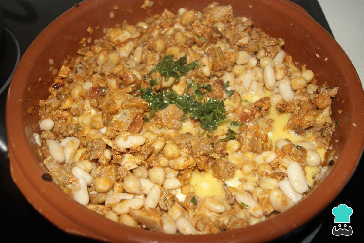 Receta de Ropa vieja con garbanzos de bote