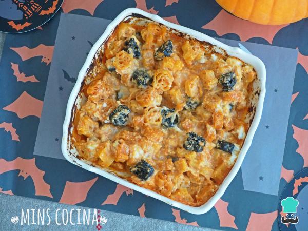 Receta de Pasta al horno con tomate y queso - Especial Halloween - Paso 4
