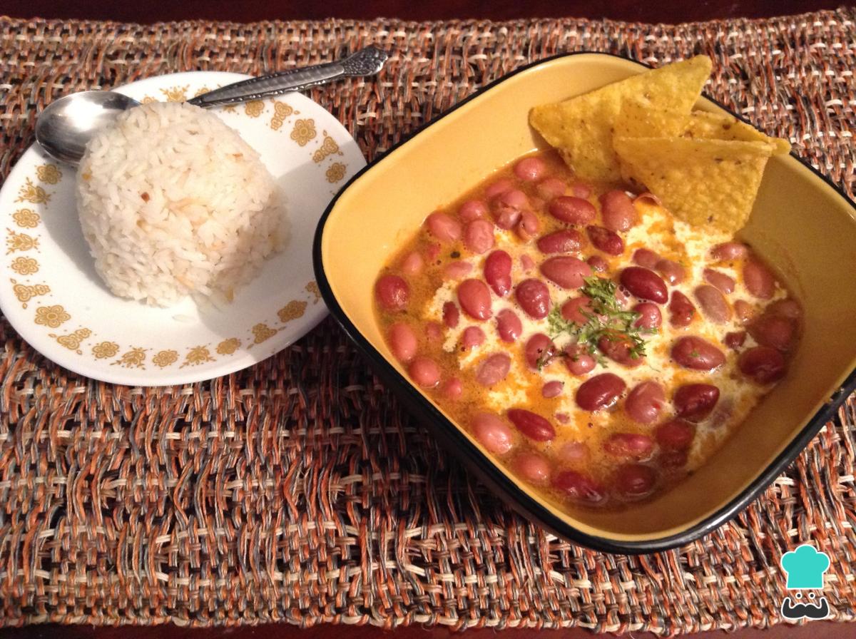 Receta de Sopa de frijoles mexicana