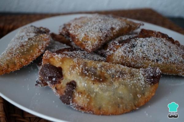 Receta de Empanadillas dulces rellenas de chocolate - Paso 8