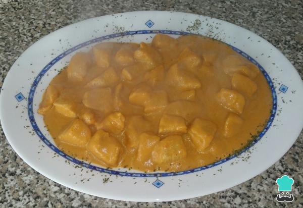 Receta de Pollo con nata y curry