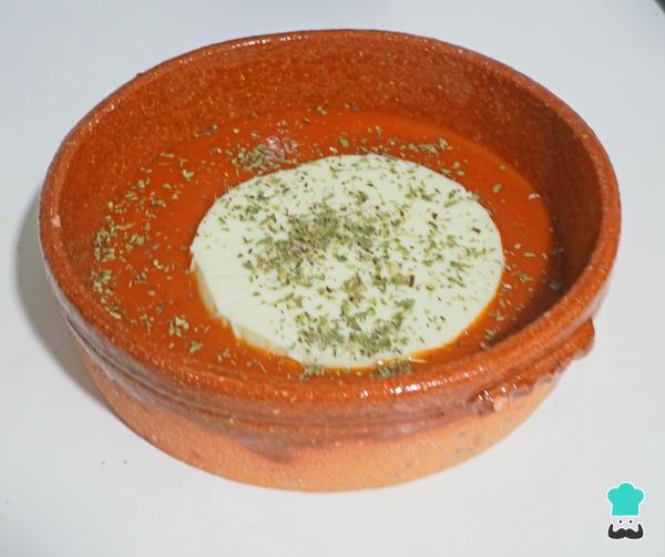 Receta de Provolone al horno con tomate natural - Paso 3