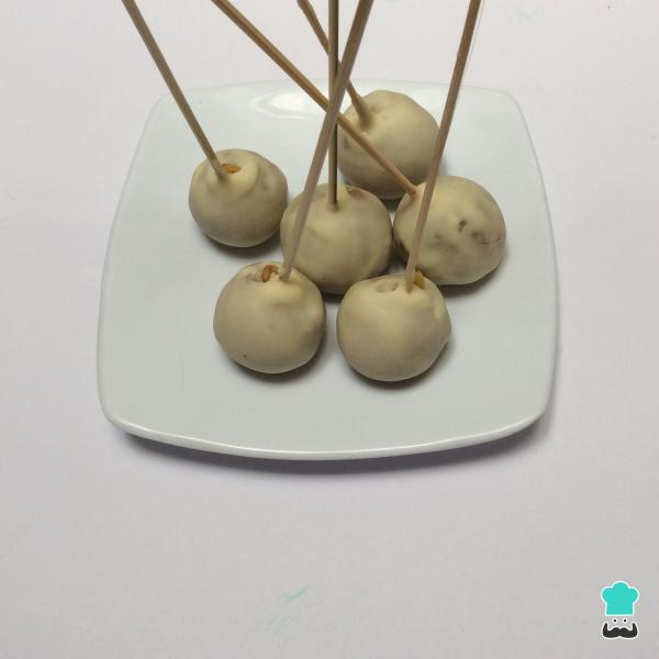 Receta de Cake pops para Navidad - Muñeco de nieve - Paso 5