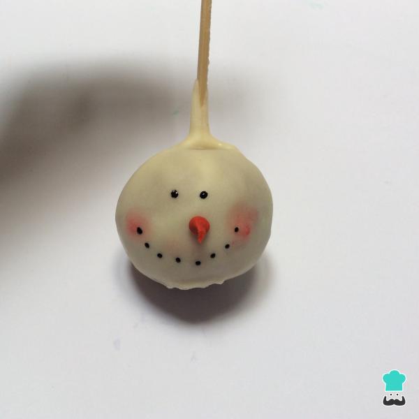 Receta de Cake pops para Navidad - Muñeco de nieve - Paso 6