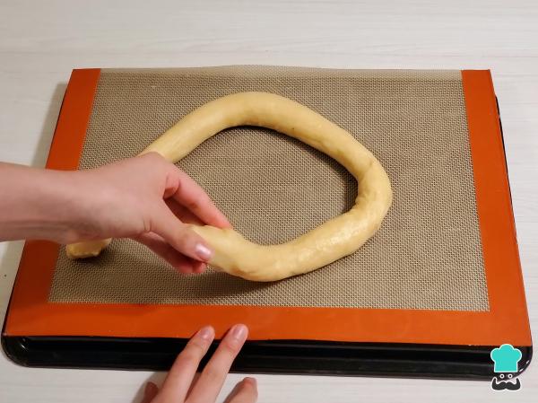 Receta de Roscón de Reyes sin lactosa - Paso 9