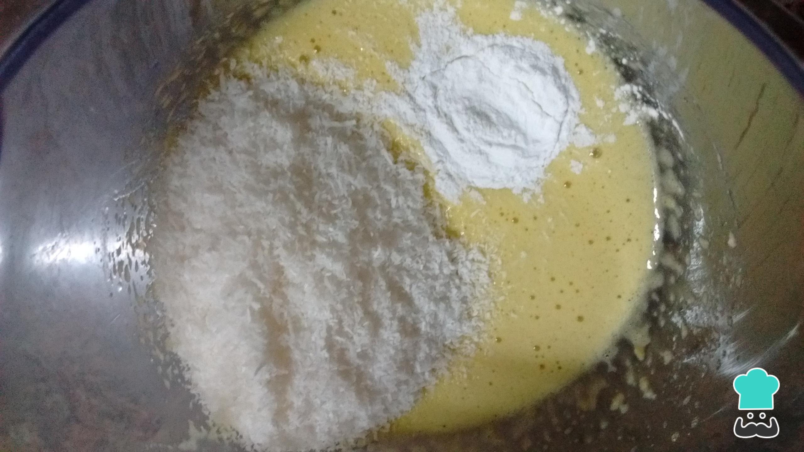 Torta keto de coco Receta SALUDABLE