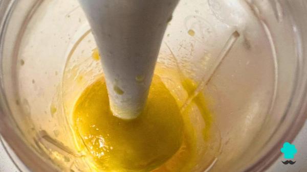 Receta de Mousse de mango y yogur: un postre cremoso y refrescante con solo 4 ingredientes - Paso 3