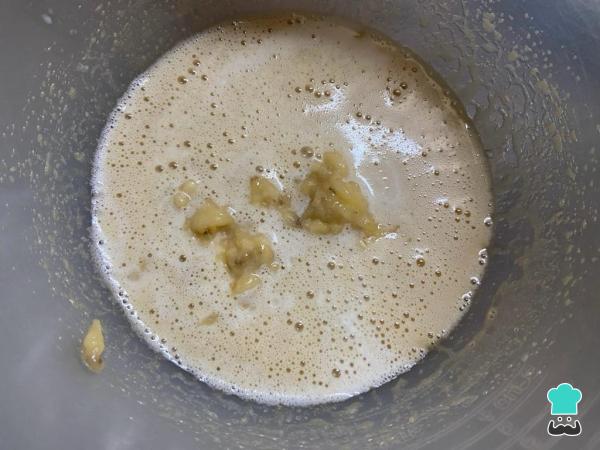 Receta de Bizcocho de plátano y huevo - Paso 5
