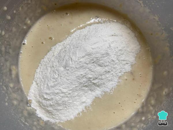 Receta de Bizcocho de plátano y huevo - Paso 6