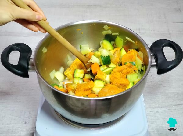 Receta de Crema de calabaza y calabacín: un plato fácil, suave y sabroso de temporada - Paso 4