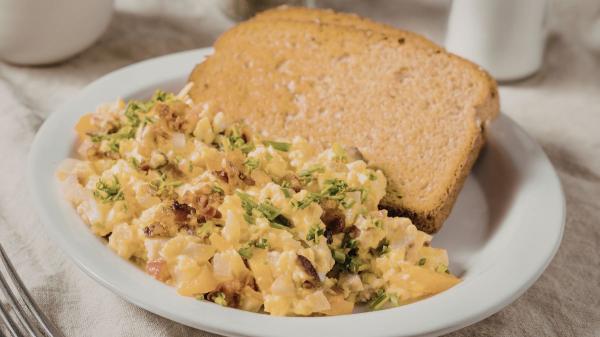 Cinco recetas irresistibles con setas de primavera para disfrutar de la temporada - Revuelto de perrechicos
