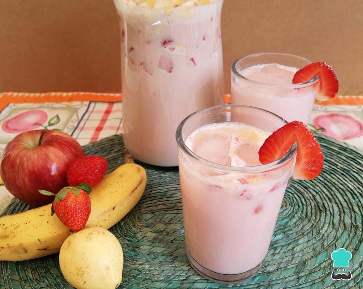 Agua de frutas estilo La Michoacana