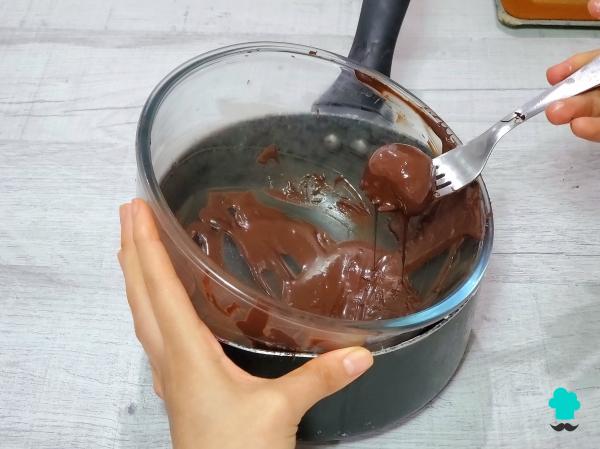 Receta de Frambuesas bañadas en chocolate: el bocado dulce y fácil que se prepara con solo 3 ingredientes - Paso 8