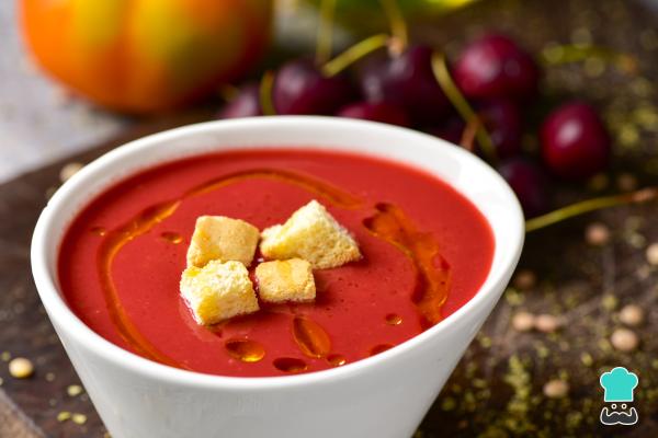 Receta de Gazpacho de cerezas - Paso 8