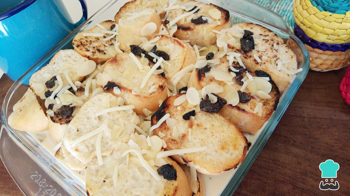 Receta de Capirotada de tres leches