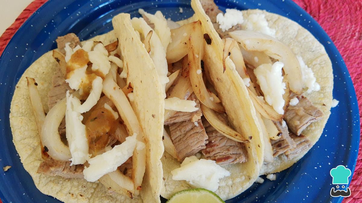 Receta de Tacos de arrachera con queso